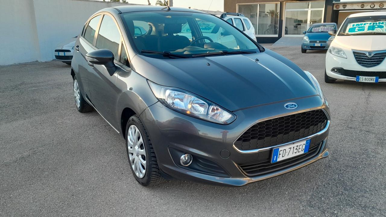 Ford Fiesta 1.4 5p. Bz.- GPL Titanium