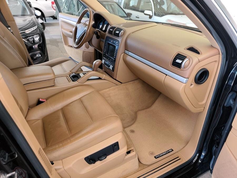 Porsche Cayenne 3.2 V6 cat Automatica