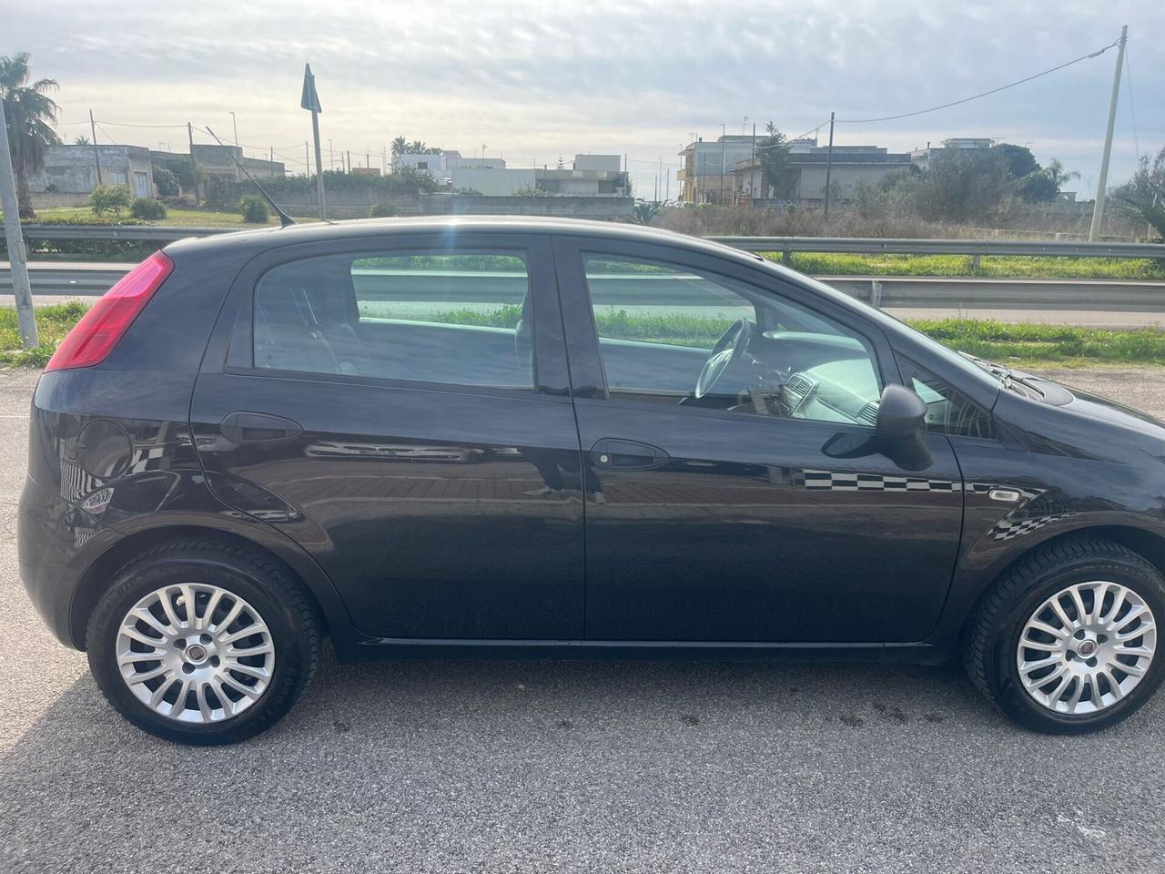 Fiat Grande Punto 1.2 5 porte Unipro 2010