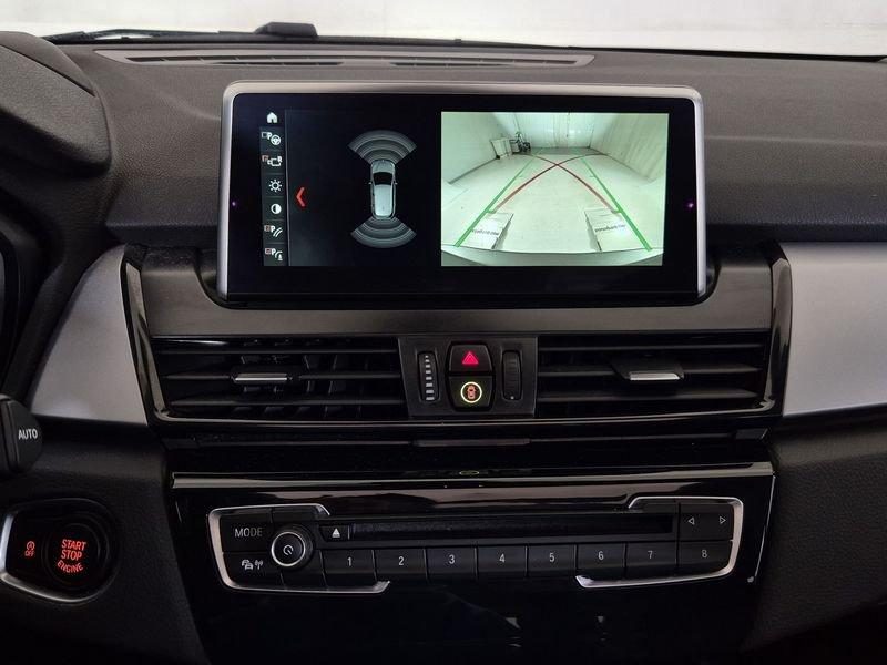 BMW Serie 2 Active Tourer Serie 2 F45 2014 Active Tourer 220i Active Tourer Advantage auto my15