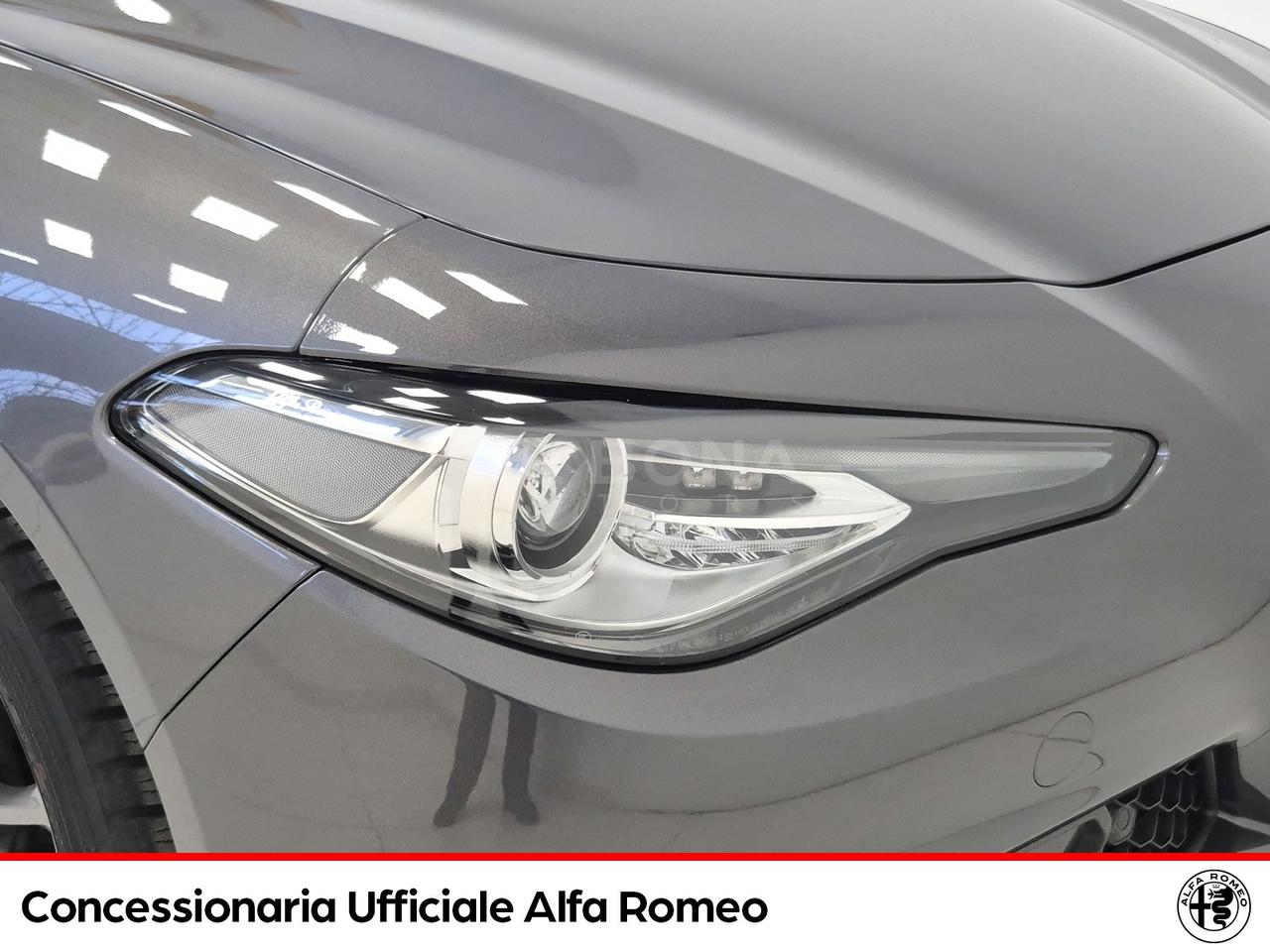 Alfa Romeo Giulia 2.2 t business 136cv auto