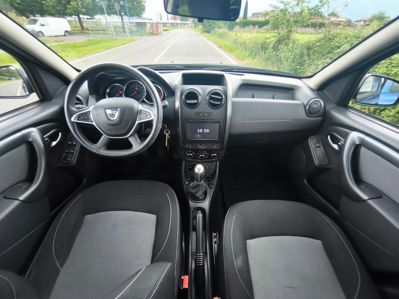 DACIA DUSTER 1,6 BENZINA /G.P.L. UNIPROPRIETARIO