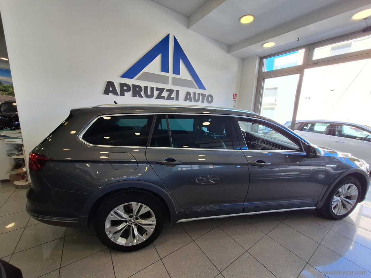 VOLKSWAGEN Passat Bus. Alltr 2.0TDI190 4MOT DSG Ex.