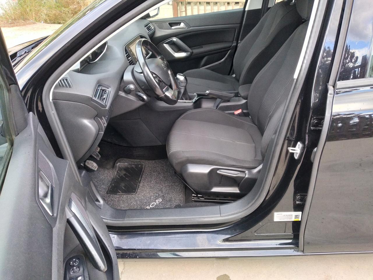 Peugeot 308 BlueHDi 100 S&S SW Business