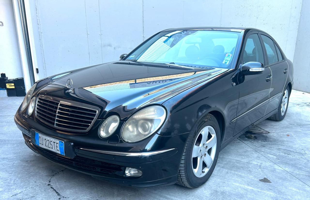 Mercedes E 320 TD CDI ELEGANCEBerlina
