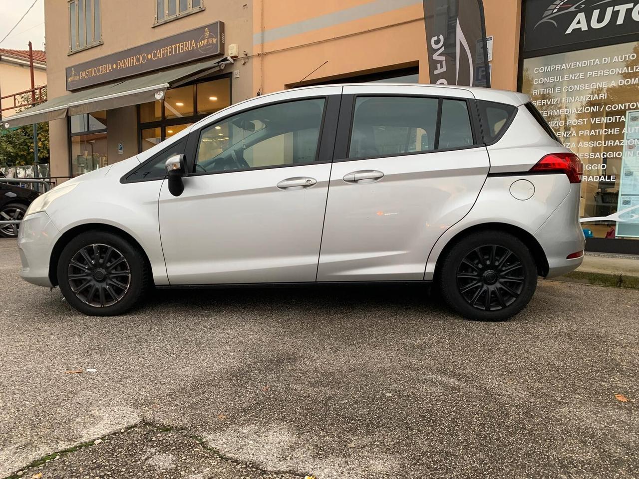 Ford B-Max 1.6 TDCi 95 CV Neopatentati
