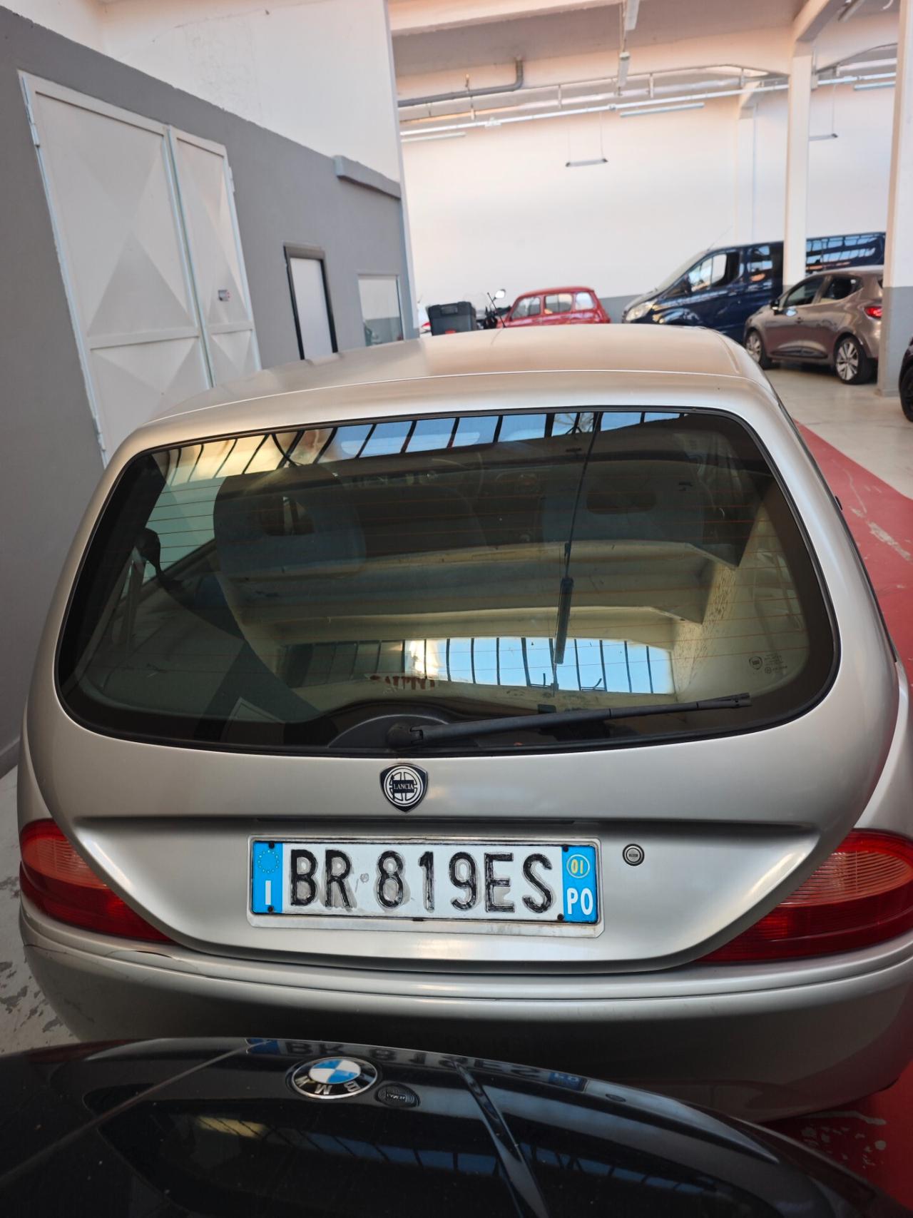 Lancia Y 1.2i 16V cat Elefantino Blu