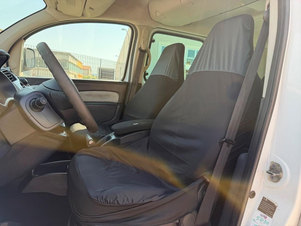 Renault Kangoo 1.5 DCi Tom Tom