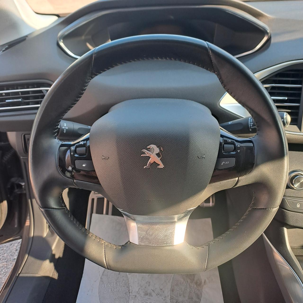Peugeot 308 1.5 Bluehdi 130cv Allure Pack