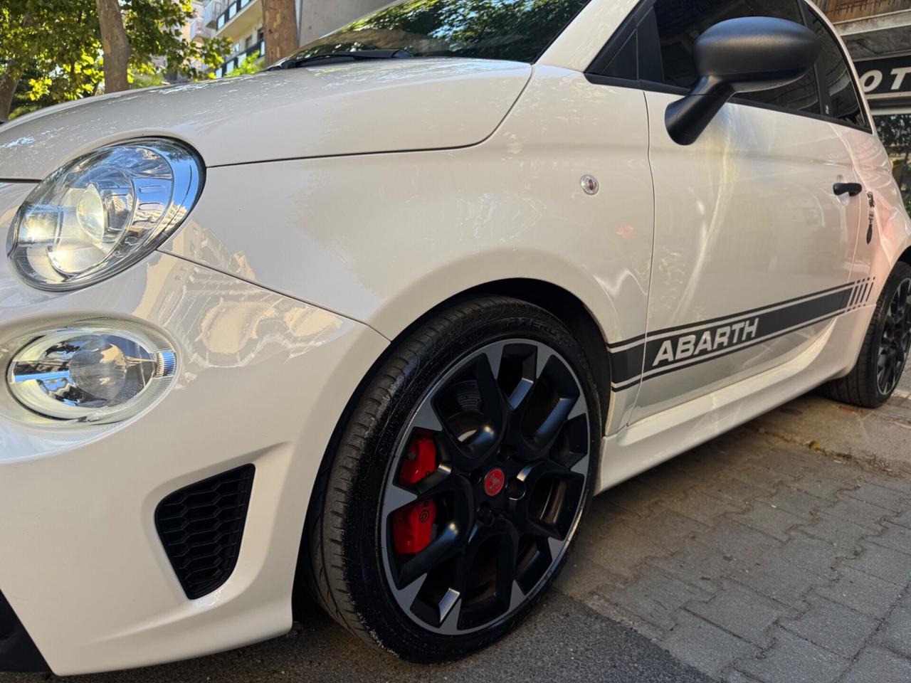 Abarth 595 1.4 Turbo T-Jet 180 CV Competizione
