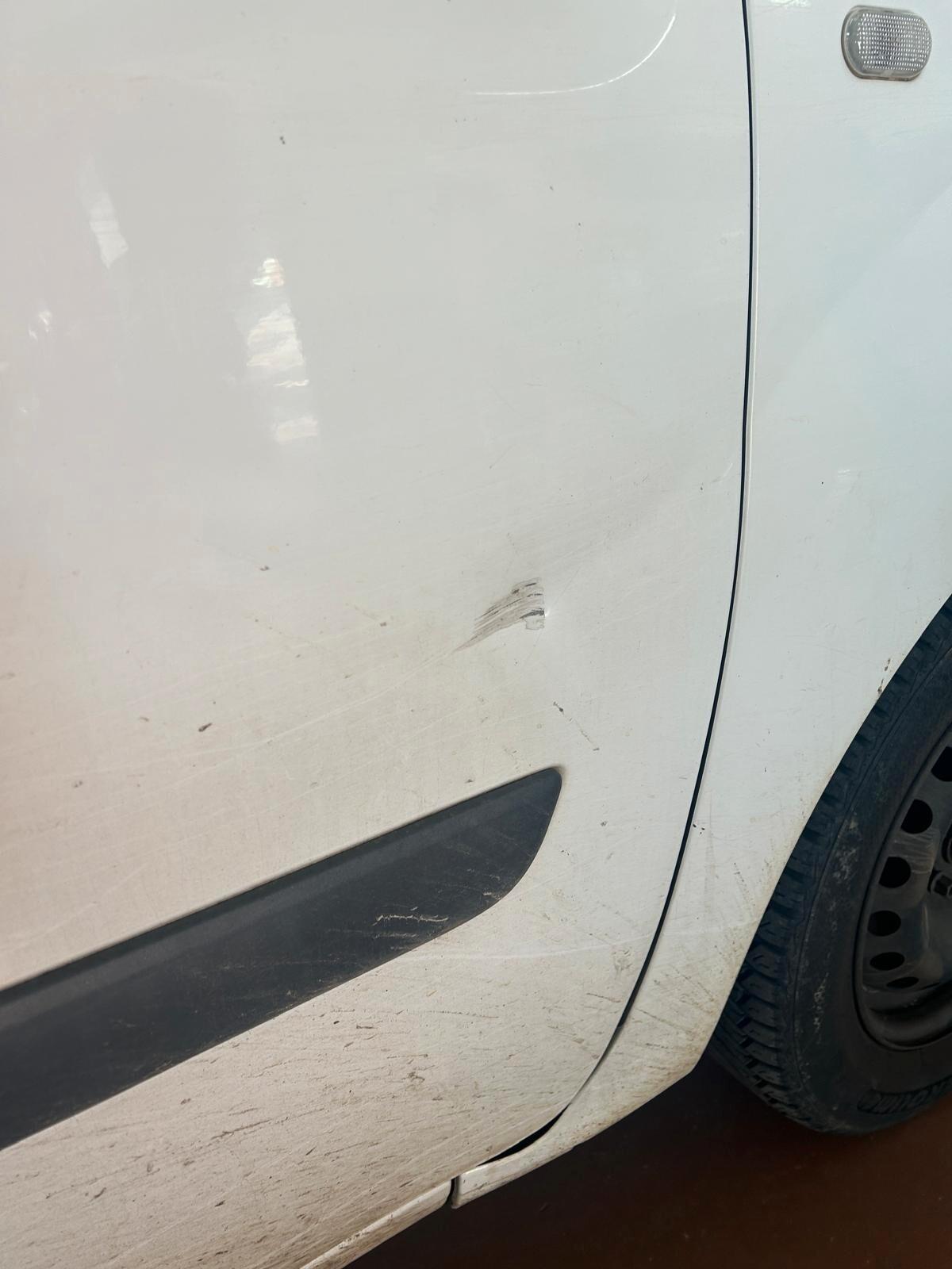 Renault Kangoo 1.5 dCi 110CV F.AP. S&S 4p. Express Maxi Combi Energy