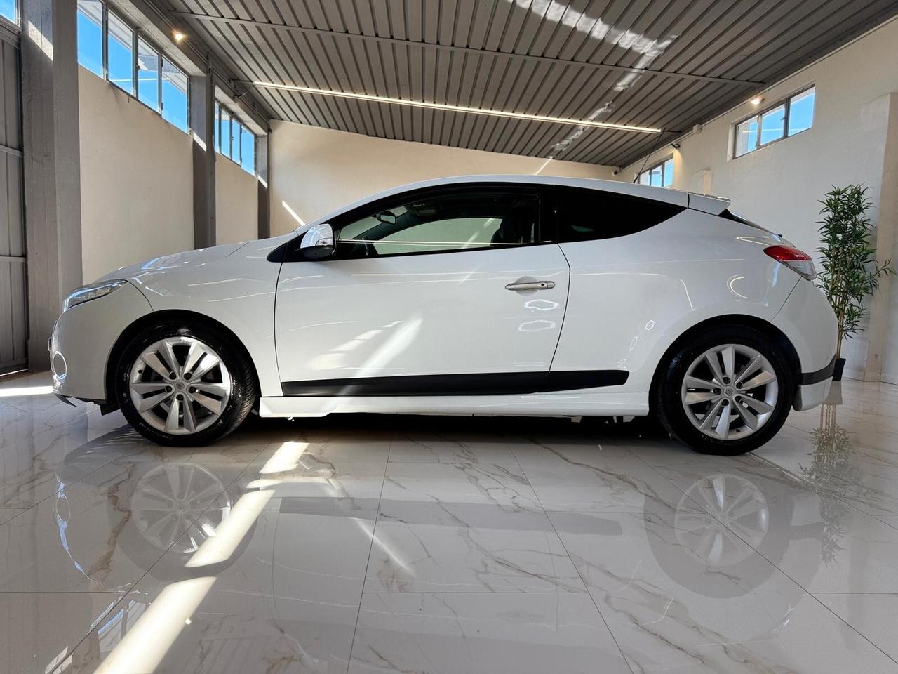 Renault Megane Mégane Coupé 1.9 dCi 130CV Luxe