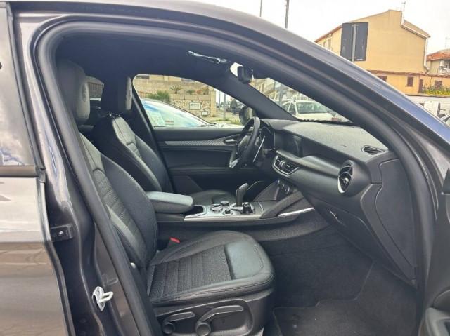 Alfa Romeo Stelvio 2.2 t Business rwd 160cv auto