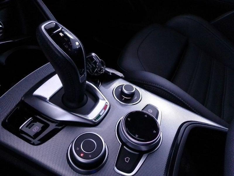 Alfa Romeo Stelvio 2.2 t Veloce Q4 210cv auto