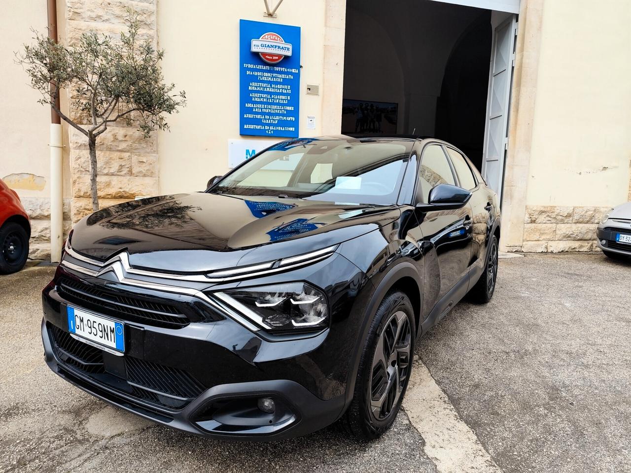 Citroen C4 BlueHDi 130 S&S EAT8 Shine