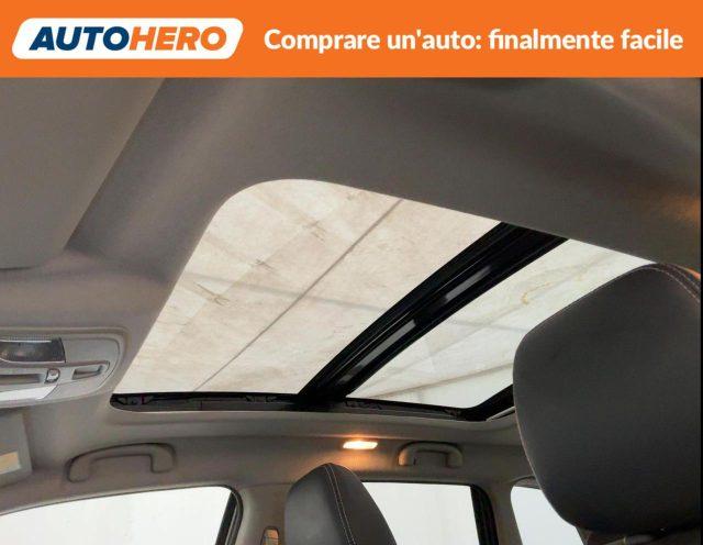 SUZUKI Vitara 1.4 Hybrid A/T Starview