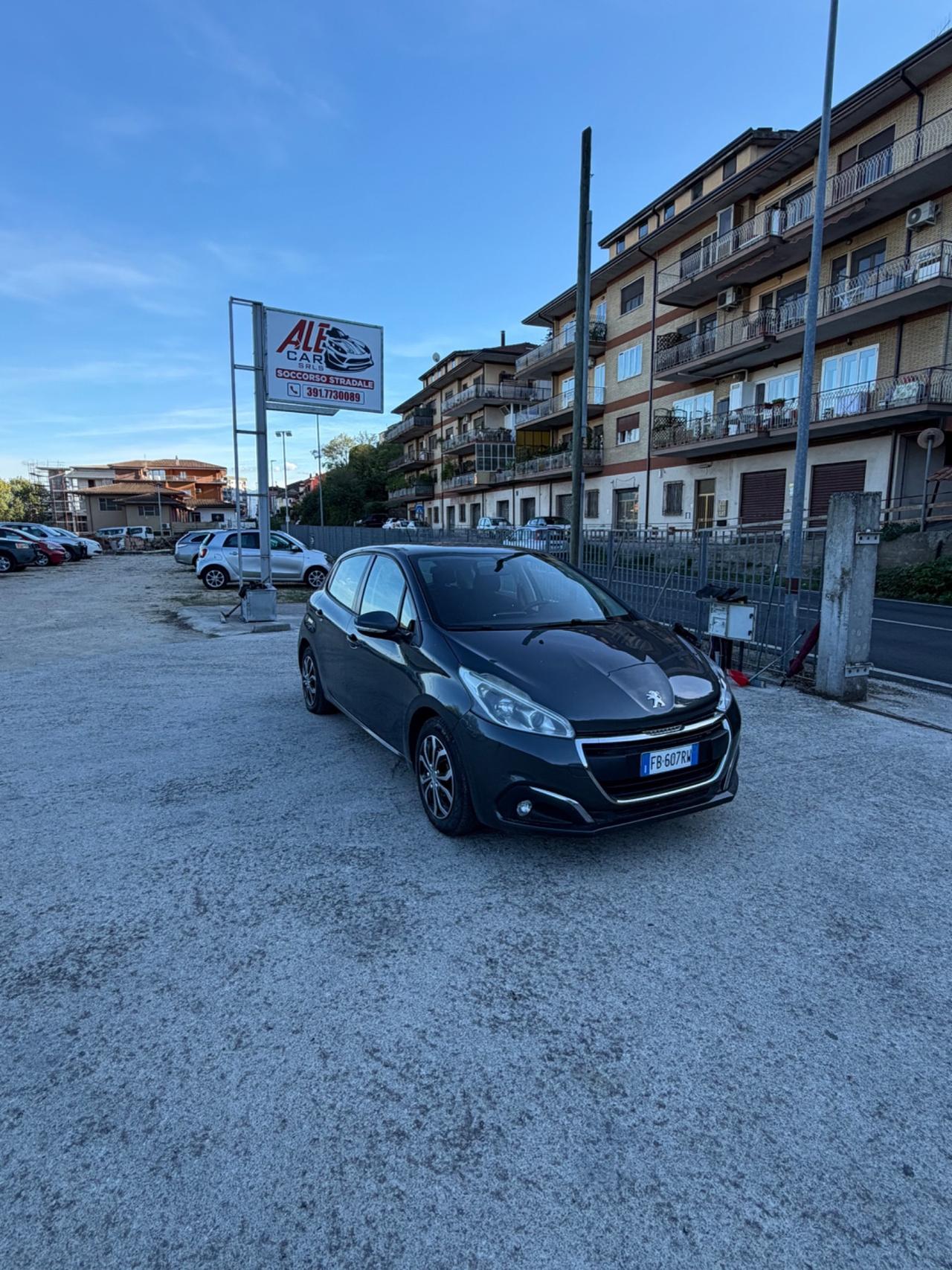 Peugeot 208 PureTech 82 5 porte Allure
