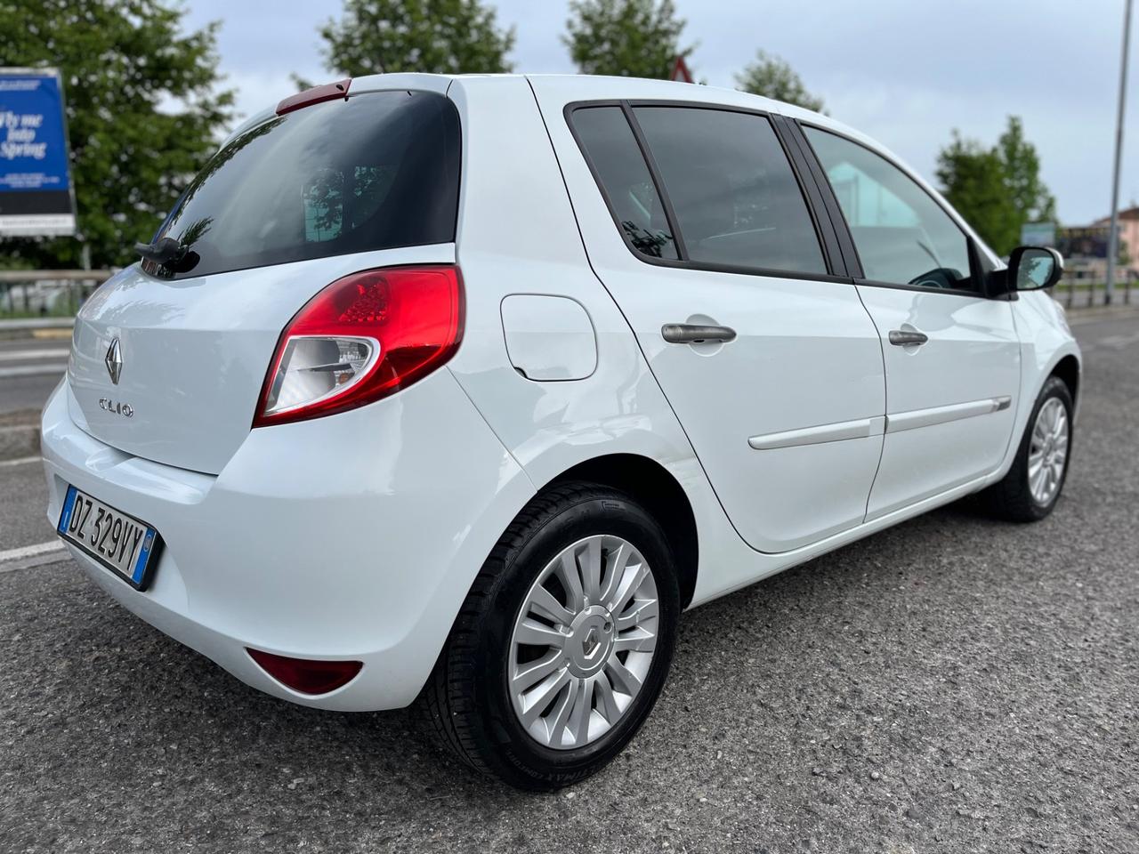 Renault Clio 1.2 16V 5 porte GPL Dynamique