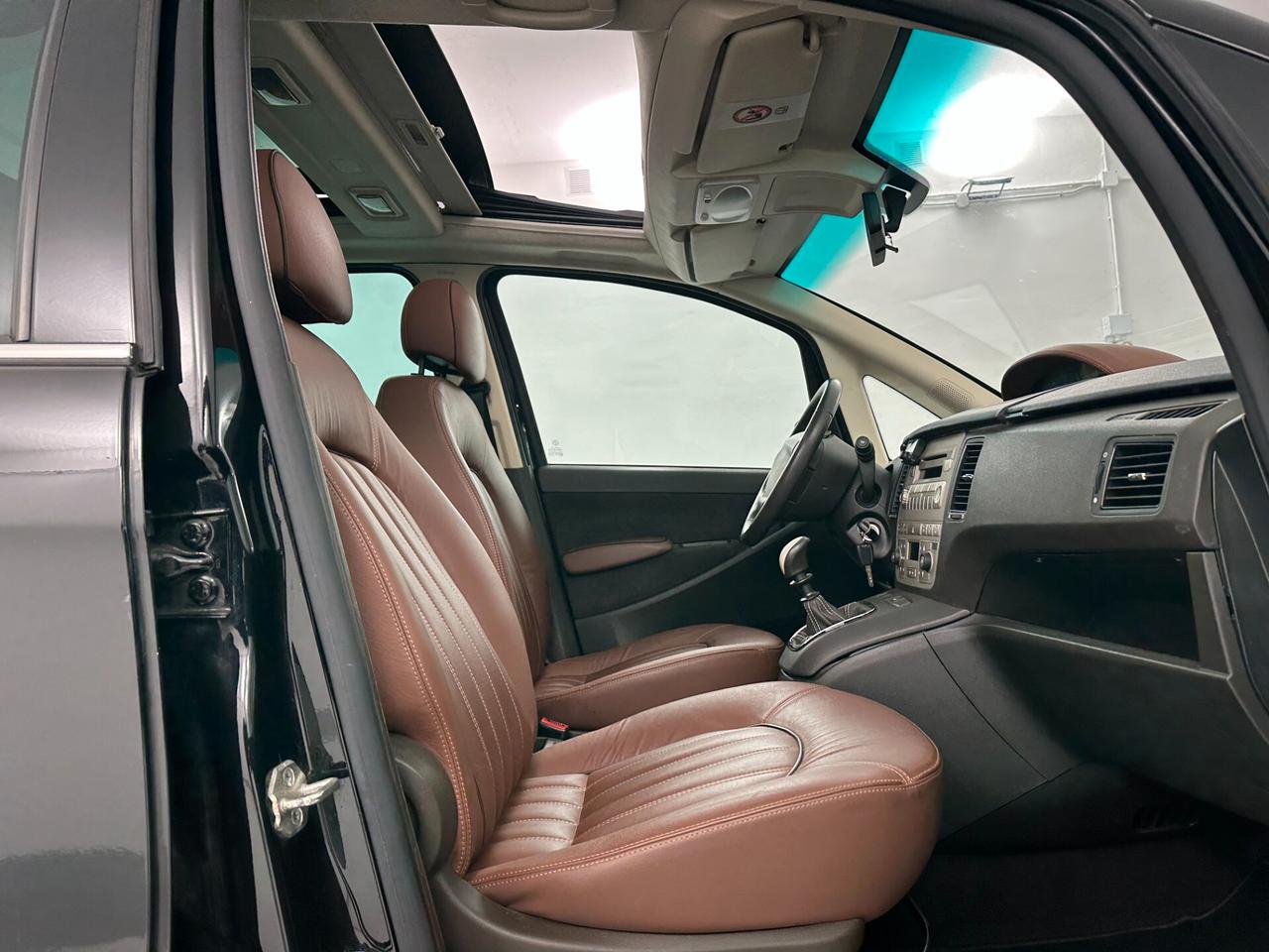 Lancia MUSA 1.6 Multijet Poltrona Frau