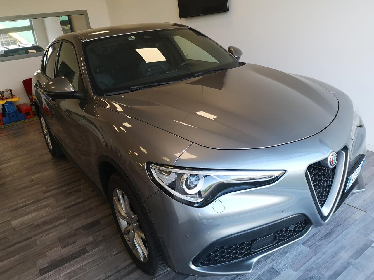 Alfa Romeo Stelvio 2.2 Turbodiesel 210 CV AT8 Q4 Business
