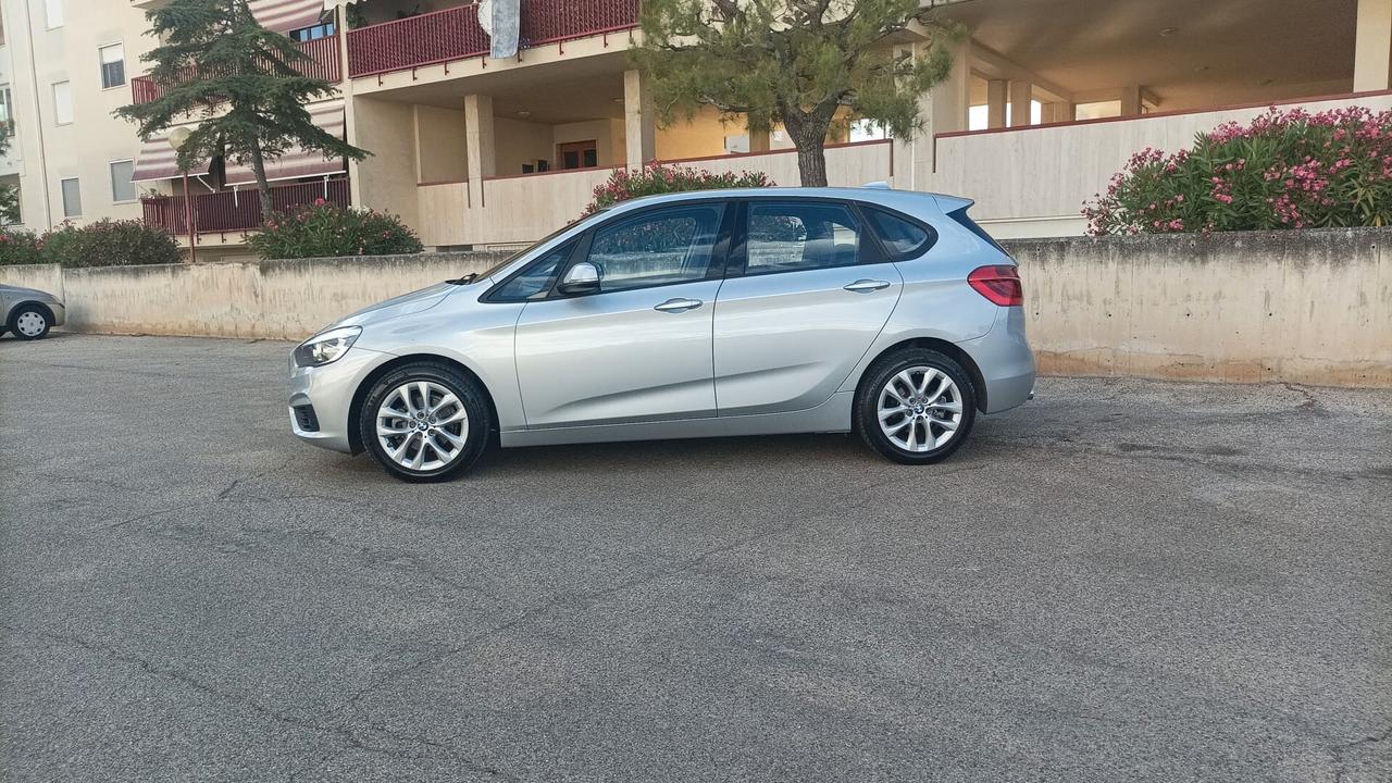 Bmw 2er Active Tourer 216d Active Tourer Advantage