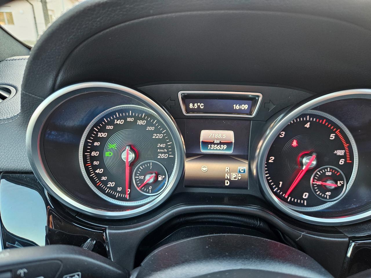 Mercedes-benz GLE 350 d 4Matic STRAFUL 135.MILA KM