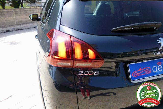 PEUGEOT 2008 BlueHDi 100 S&S Allure