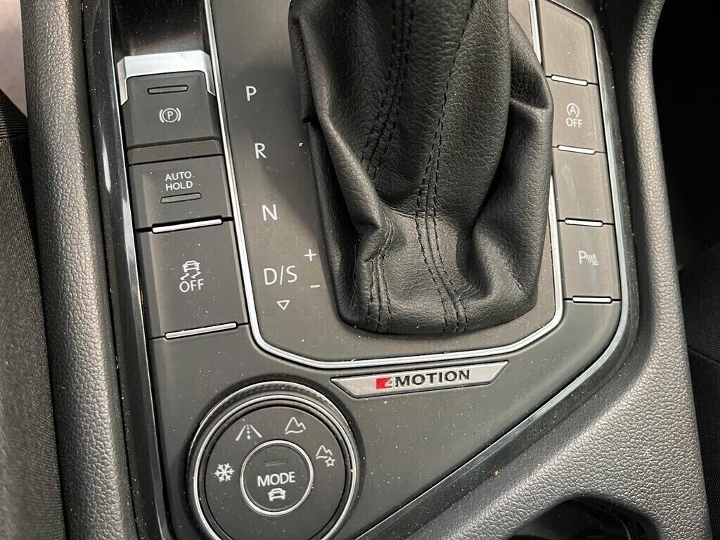 Volkswagen Tiguan BUSINESS 2.0 TDI DSG 4MOTION