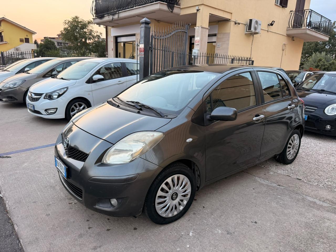 Toyota Yaris 1.3 5 porte Sol