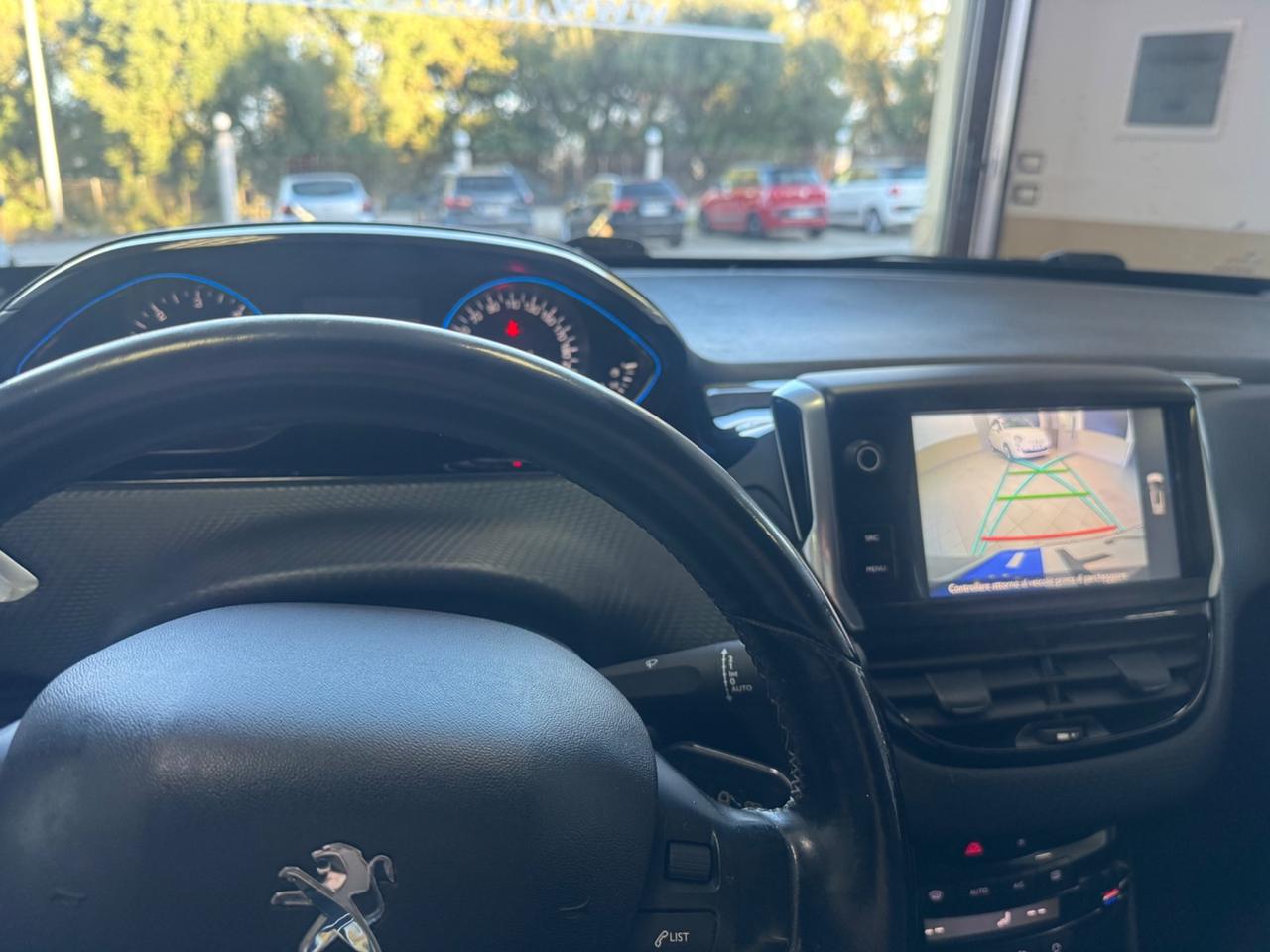 Peugeot 2008 BlueHDi 100 Allure