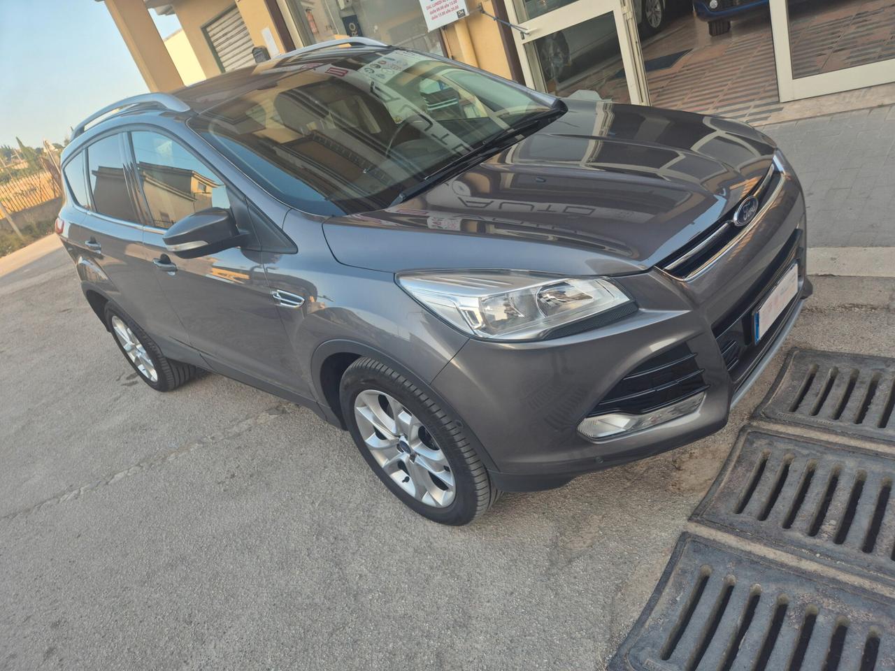 FORD KUGA ANNO 2014 2.0 TDCI 140 CV TITANIUM KM CERTIF