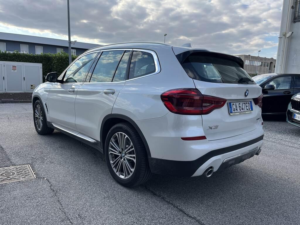 BMW X3 30 e Luxury xDrive Steptronic