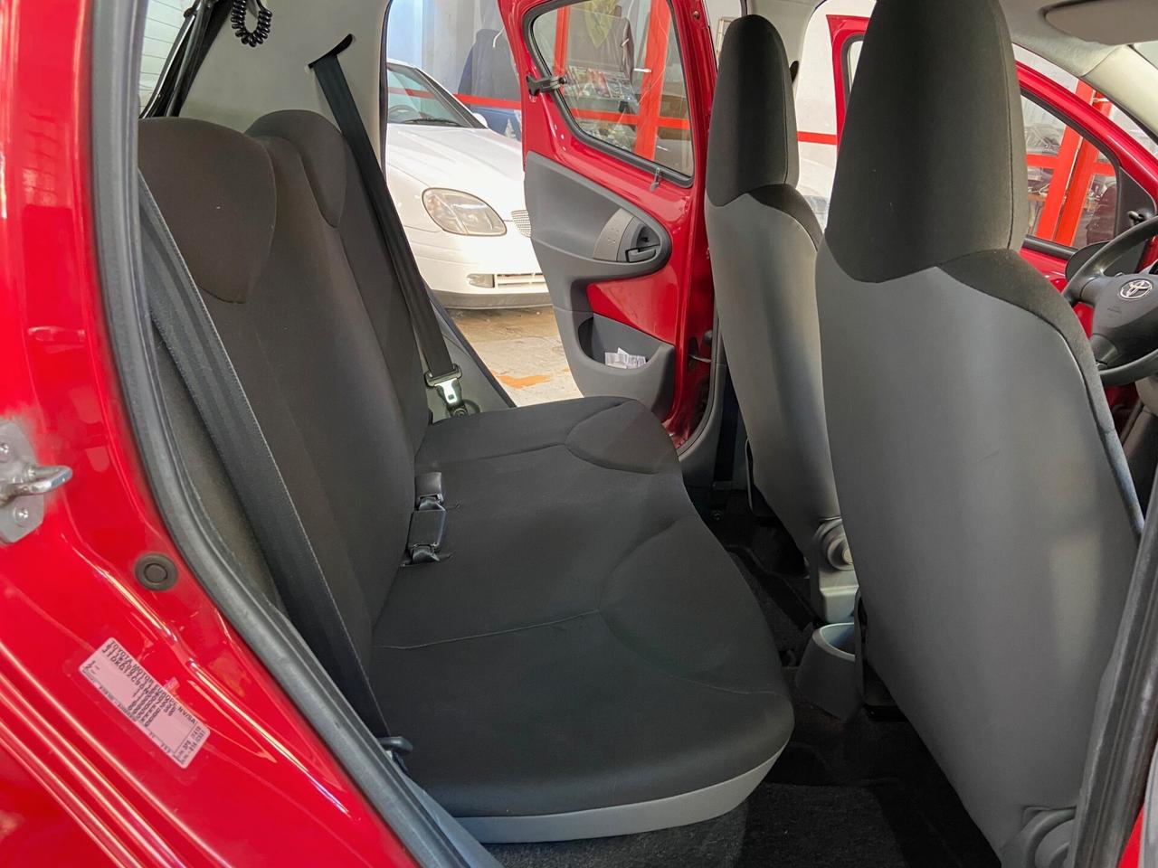 Toyota Aygo 1.0 12V VVT-i 5 porte 94.000KM!!!