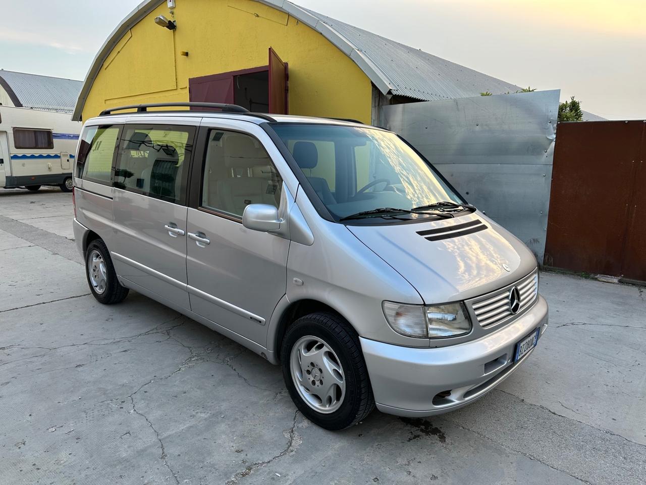 Mercedes-benz V 220 CDI cat Ambiente Perfetto