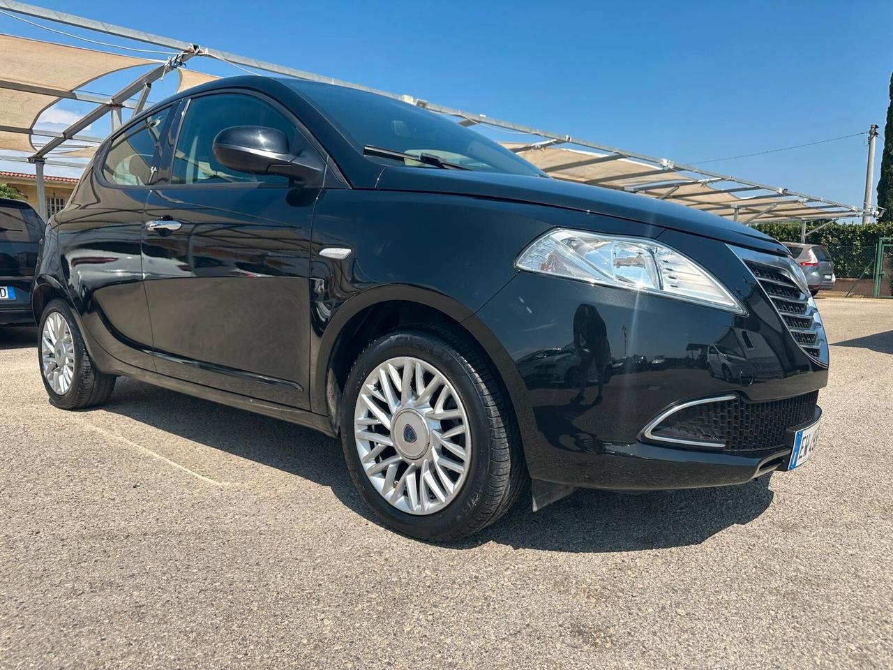 Lancia Ypsilon 1.2 Benzina