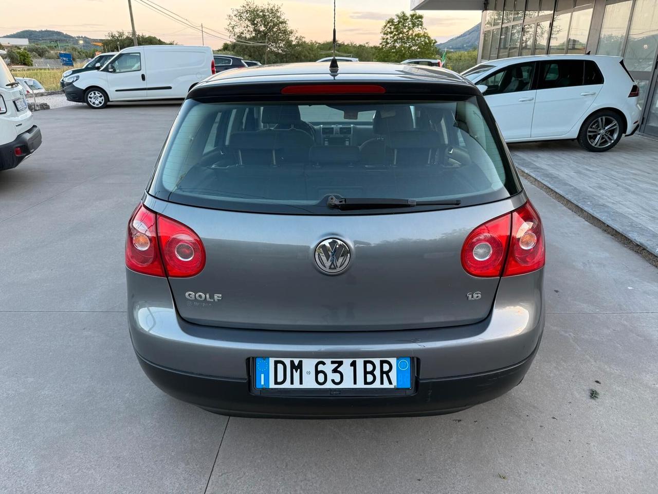 Volkswagen Golf 1.6 5p. Comfortline