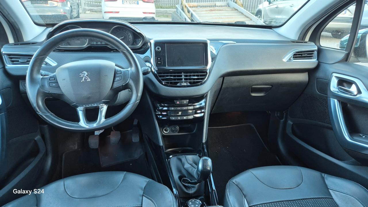 Peugeot 2008 BlueHDi 100 Allure