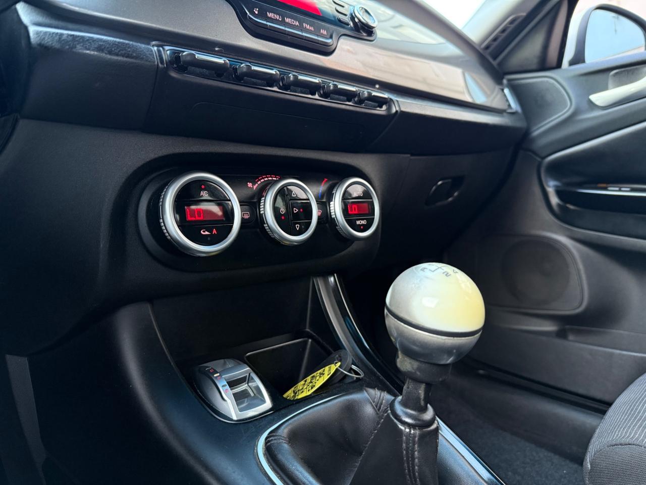 Alfa Romeo Giulietta 1.6 JTDm-2 105 CV Distinctive Full Perfetta