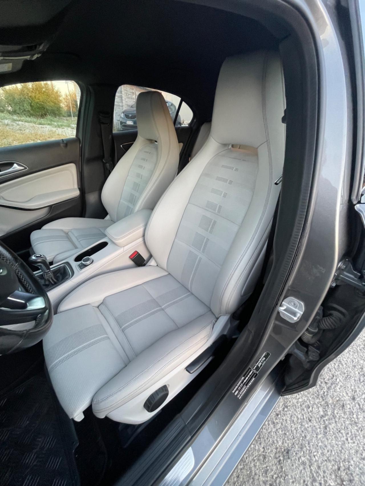 Mercedes-benz A 200 d Premium