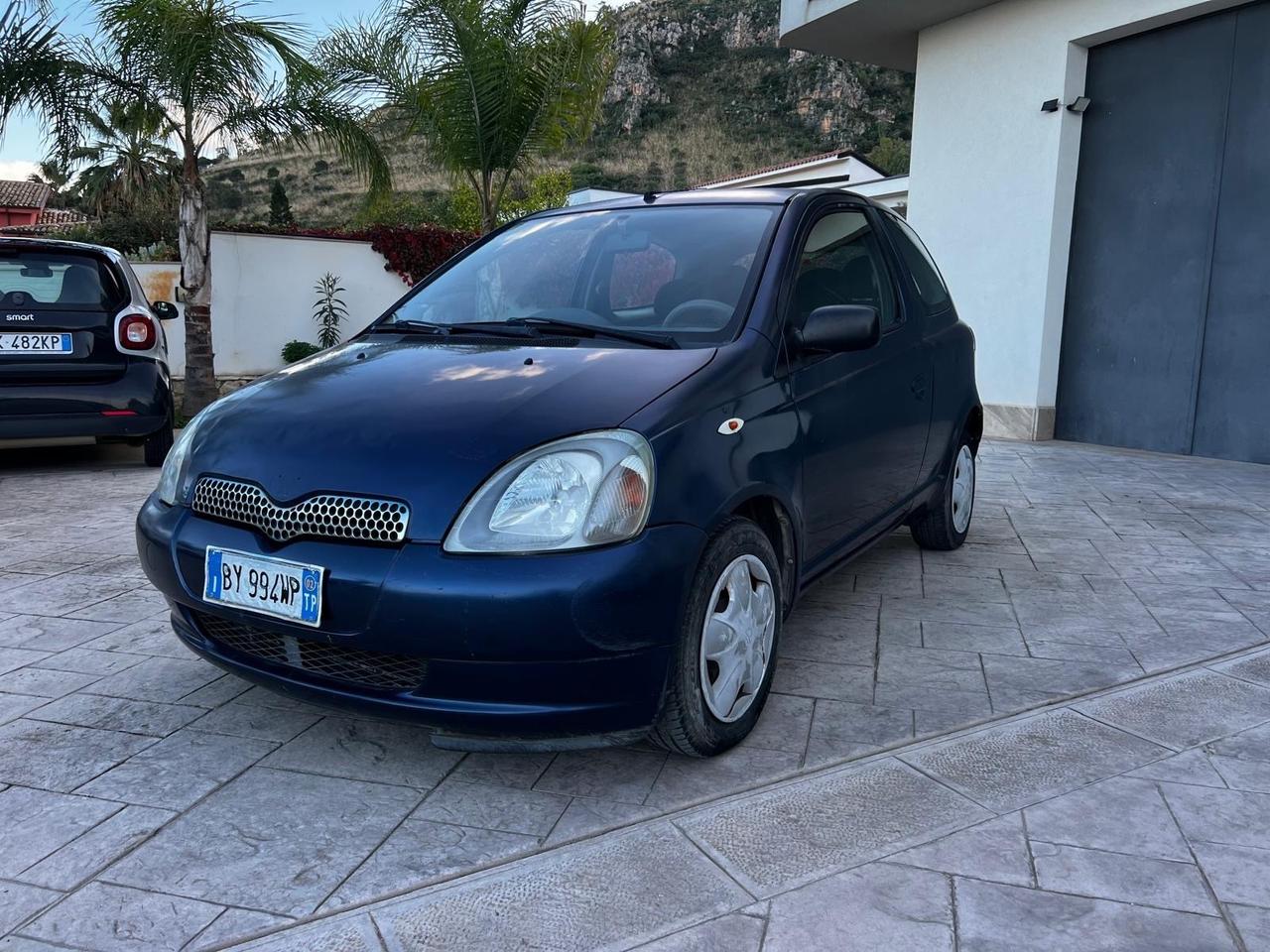 Toyota Yaris 1.3i 16V cat 3 porte aut. Sol