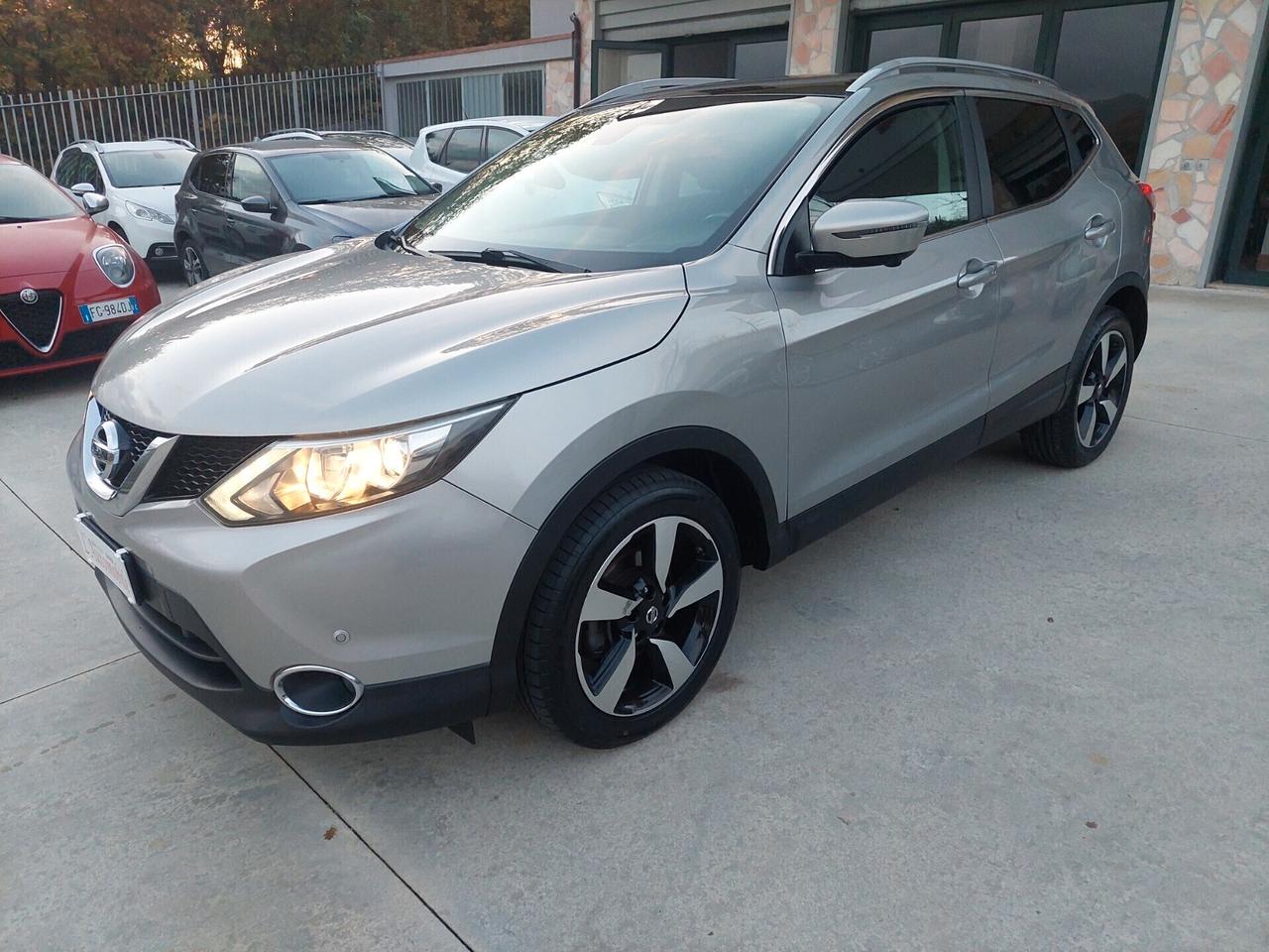 Nissan Qashqai 1.5 dCi 110cv TETTO PANORAMICO