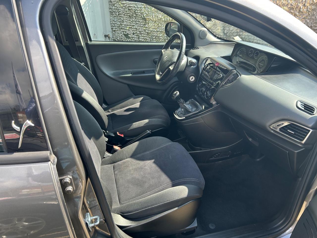 Lancia Ypsilon 1.3 MJT 16V 95 CV 5 porte S&S Unyca