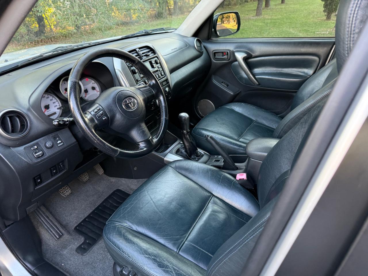 Toyota RAV 4 RAV4.com 2.0 Tdi D-4D cat 5 porte