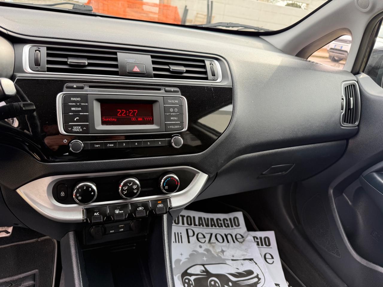 Kia Rio 1.1 CRDi 5p. FULL Optional