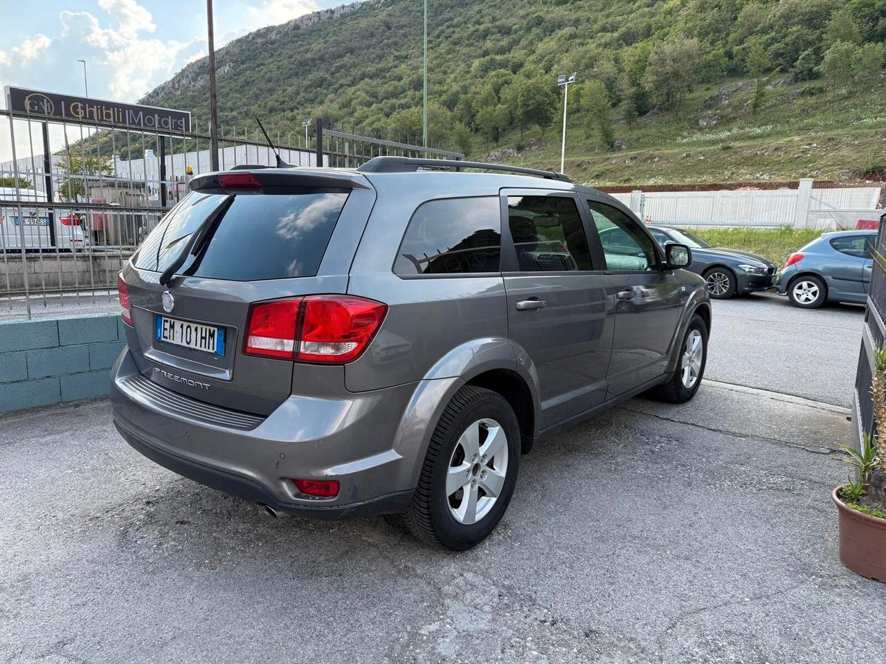 Fiat Freemont 2.0 Multijet 170 CV black code 7 POSTI
