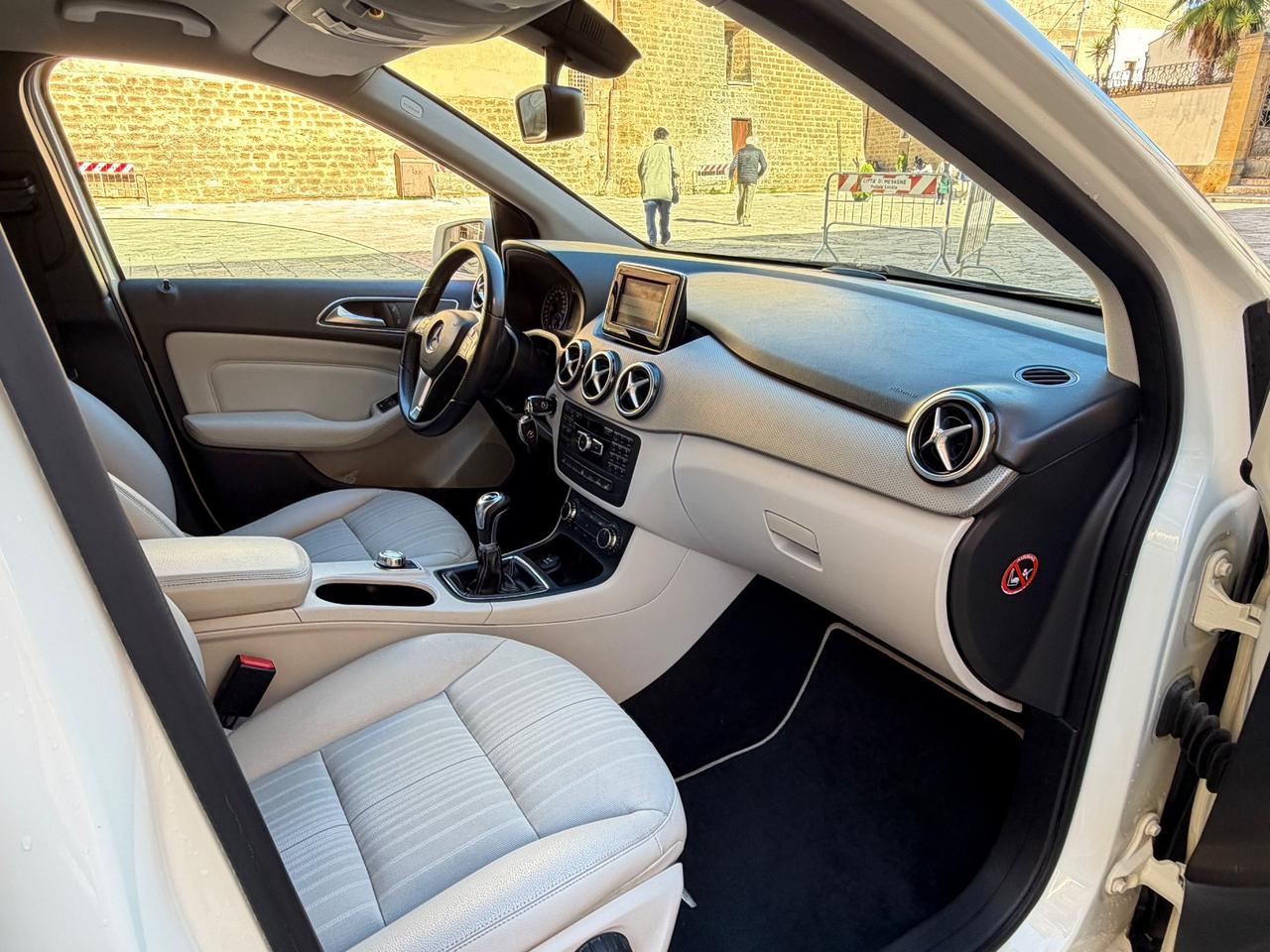 Mercedes-benz B 180 CDI Executive 1.8 motore Mercedes