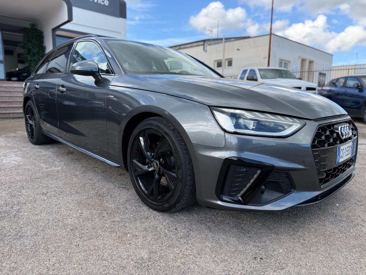 Audi A4 Avant 35 TDI/163 CV S tronic line edition