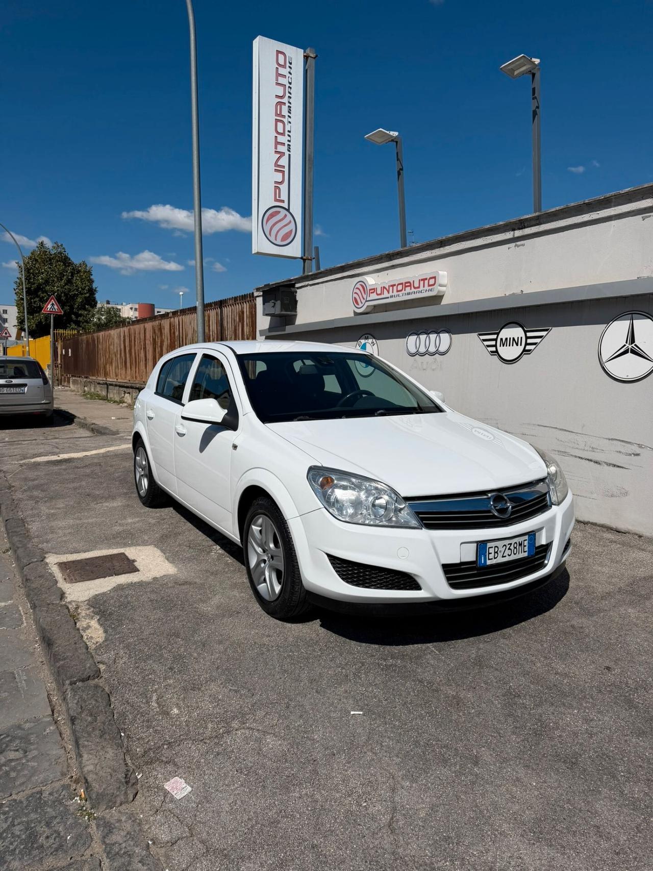 Opel Astra 1.4 16V GPL-TECH 5 porte Enjoy