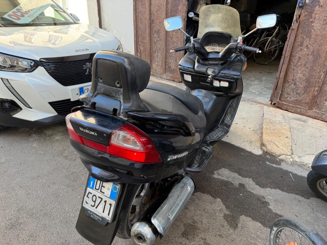 Suzuki Burgman 400