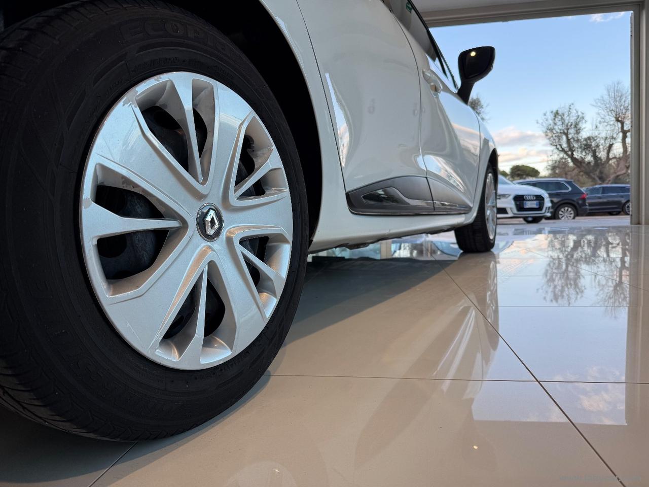 RENAULT Clio dCi 8V 75 CV S&S 5p. Energy Life